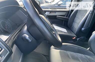 Мінівен Volkswagen Multivan 2018 в 