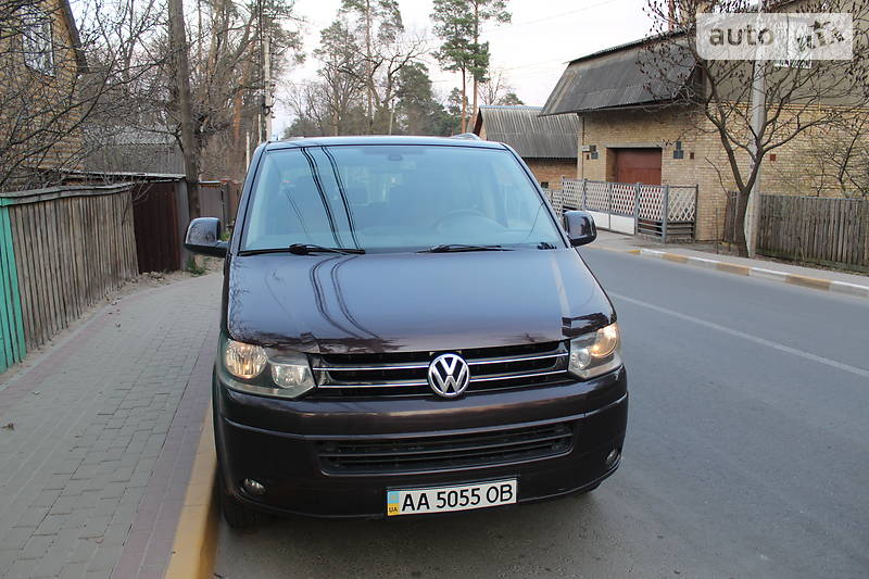  Volkswagen Multivan 2011 в 