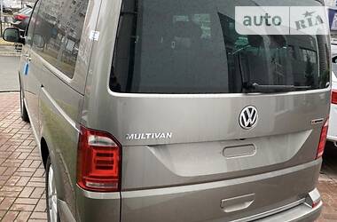 Мінівен Volkswagen Multivan 2019 в 