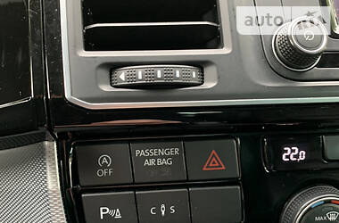 Минивэн Volkswagen Multivan 2016 в 