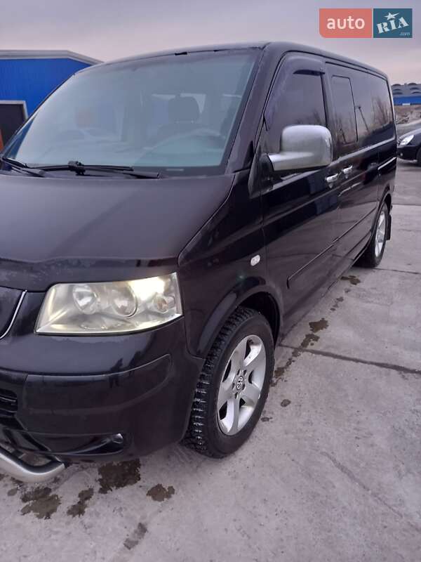 Минивэн Volkswagen Multivan 2005 в Днепре