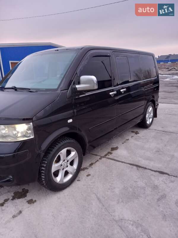 Минивэн Volkswagen Multivan 2005 в Днепре