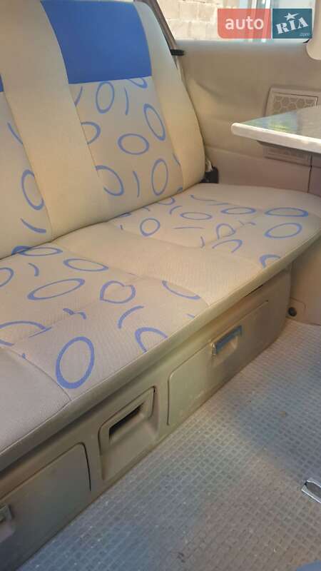 Минивэн Volkswagen Multivan 2003 в Залещиках