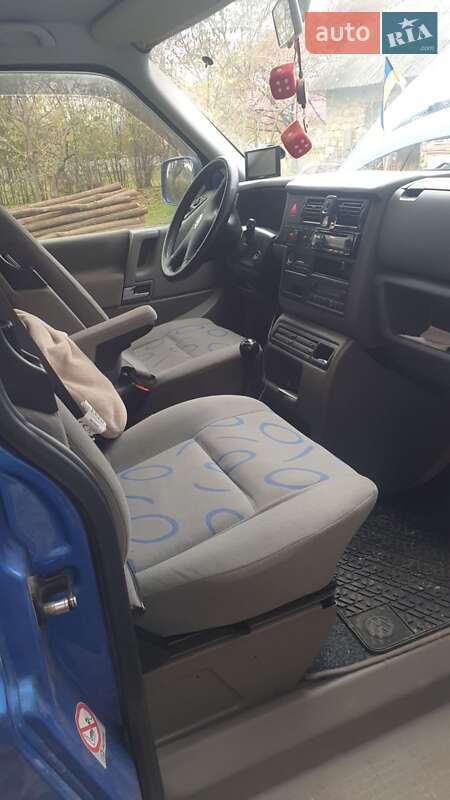 Минивэн Volkswagen Multivan 2003 в Залещиках