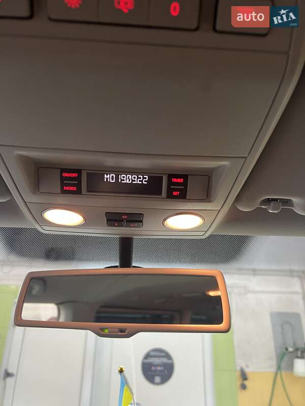 Минивэн Volkswagen Multivan 2013 в Киеве