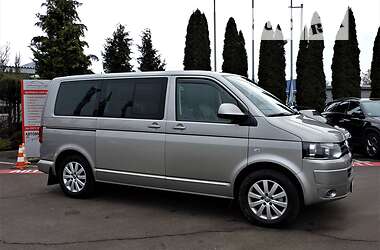 Минивэн Volkswagen Multivan 2011 в Ровно