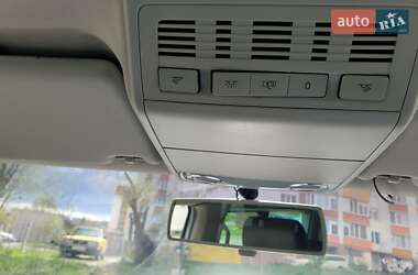 Мінівен Volkswagen Multivan 2008 в 