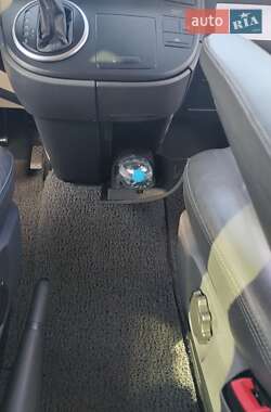 Минивэн Volkswagen Multivan 2012 в 