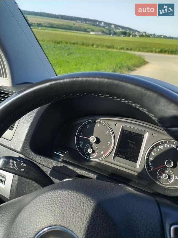 Мінівен Volkswagen Multivan 2012 в Луцьку