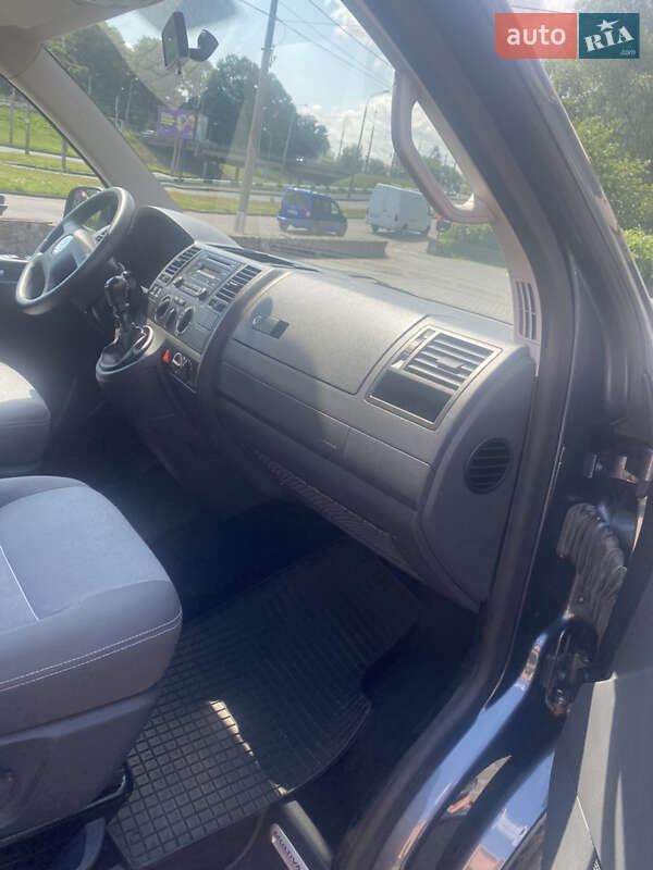 Минивэн Volkswagen Multivan 2007 в Хмельницком