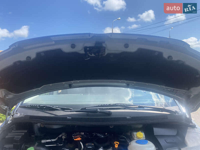 Минивэн Volkswagen Multivan 2007 в Хмельницком