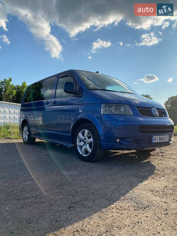 Минивэн Volkswagen Multivan 2005 в Киеве
