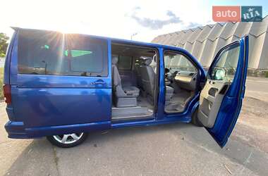 Минивэн Volkswagen Multivan 2005 в Киеве