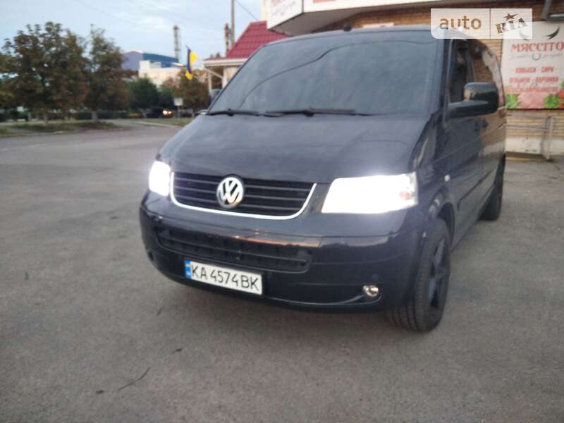 Мінівен Volkswagen Multivan 2006 в Києві