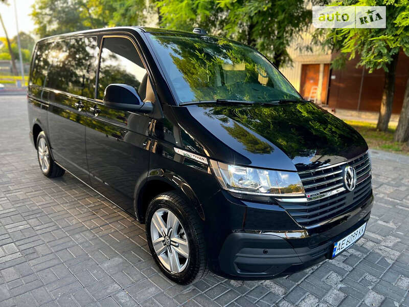 Минивэн Volkswagen Multivan 2021 в Днепре