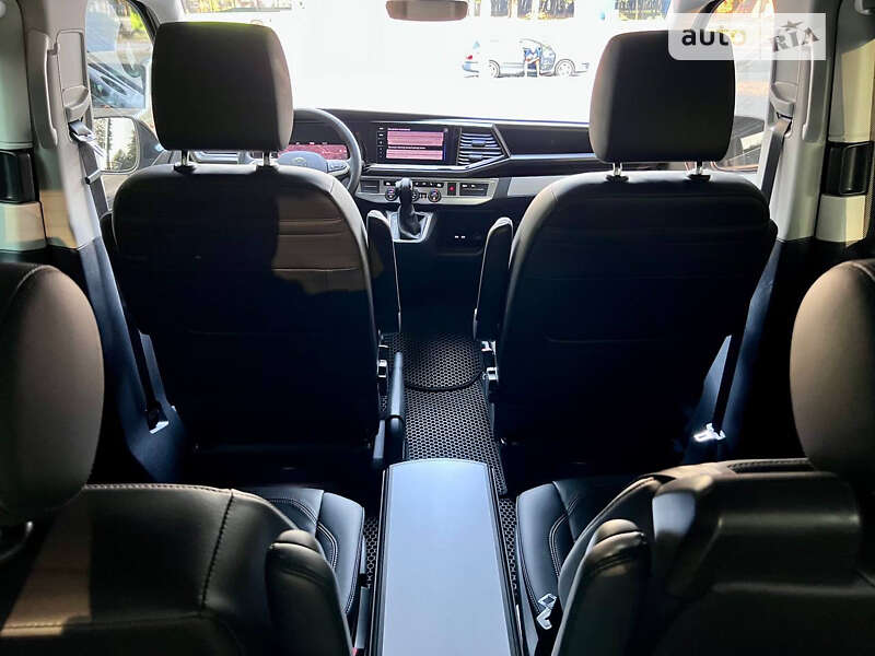 Минивэн Volkswagen Multivan 2021 в Днепре