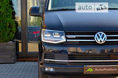 Минивэн Volkswagen Multivan 2017 в 