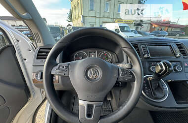 Минивэн Volkswagen Multivan 2011 в Стрые