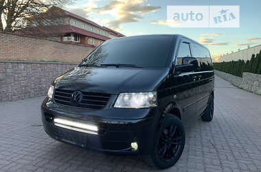 Минивэн Volkswagen Multivan 2005 в Виннице