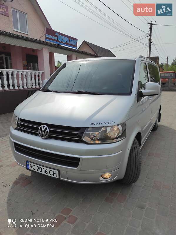 Минивэн Volkswagen Multivan 2008 в Любомле