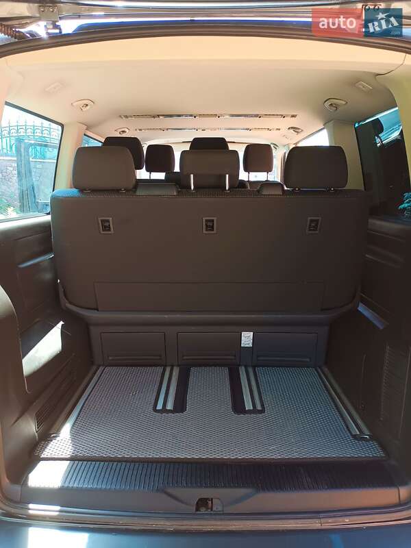 Минивэн Volkswagen Multivan 2017 в Мироновке фото 14 Минивэн Volkswagen Multivan 2017 в Мироновке