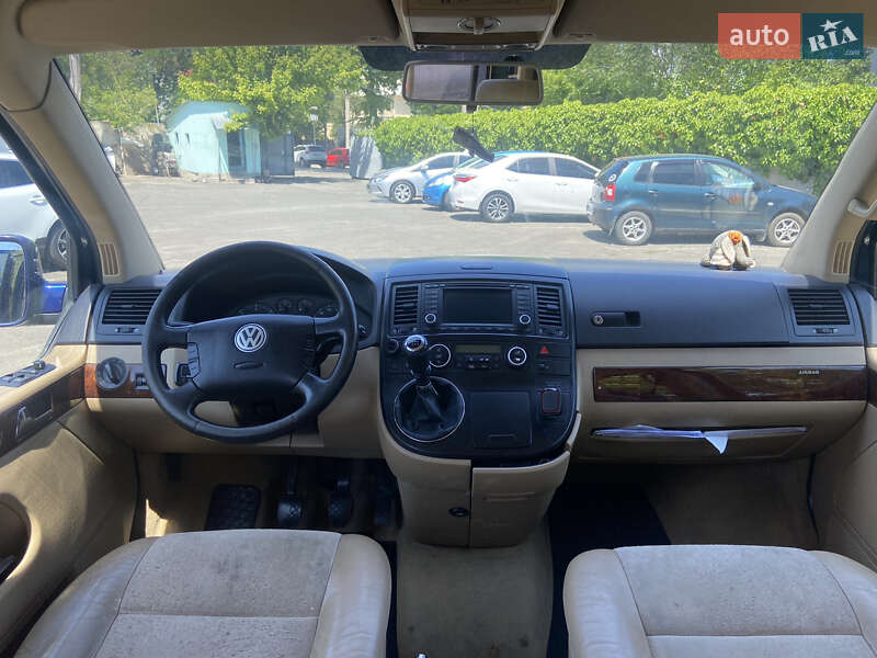 Минивэн Volkswagen Multivan 2005 в Одессе