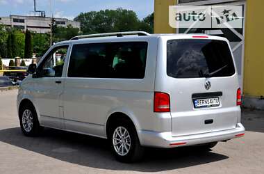 Минивэн Volkswagen Multivan 2010 в Львове