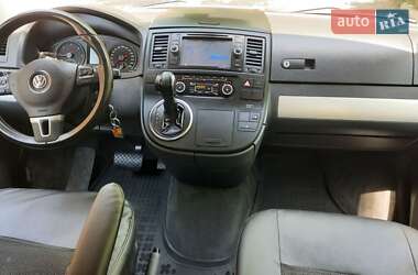 Минивэн Volkswagen Multivan 2012 в Черноморске