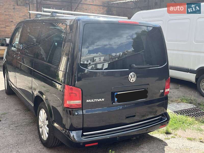 Минивэн Volkswagen Multivan 2011 в Житомире