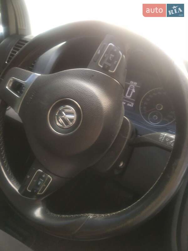 Минивэн Volkswagen Multivan 2010 в Коростышеве