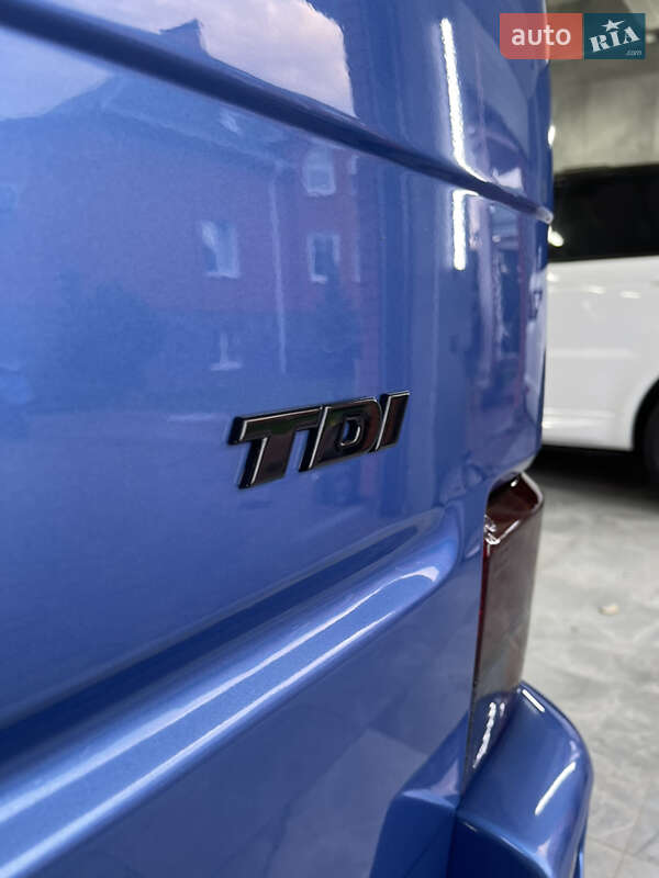 Минивэн Volkswagen Multivan 2002 в Хмельницком фото 8 Минивэн Volkswagen Multivan 2002 в Хмельницком