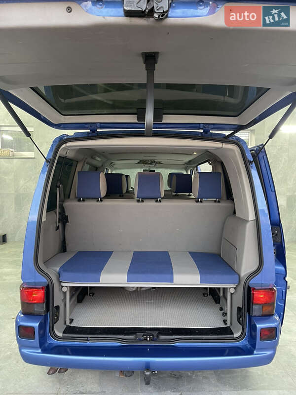 Минивэн Volkswagen Multivan 2002 в Хмельницком фото 12 Минивэн Volkswagen Multivan 2002 в Хмельницком