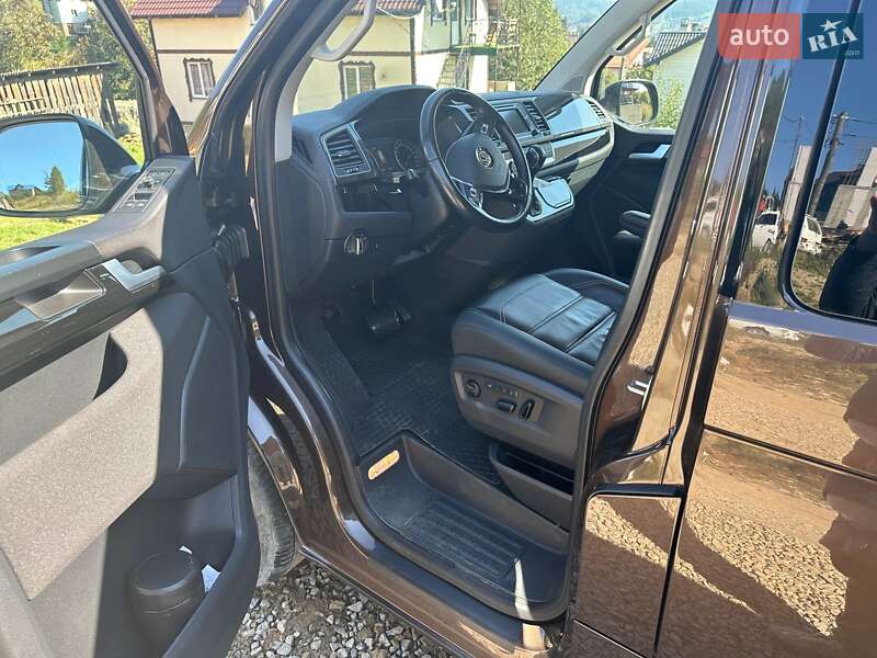Минивэн Volkswagen Multivan 2017 в Ивано-Франковске