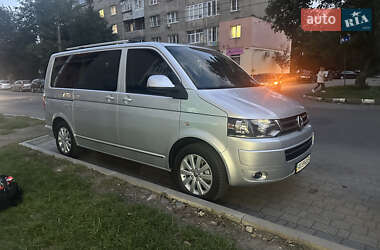 Мінівен Volkswagen Multivan 2011 в 