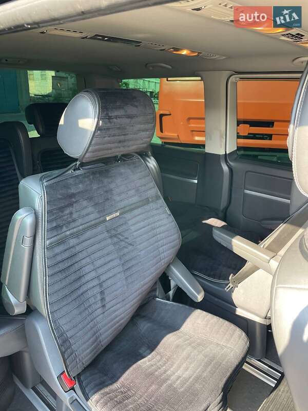 Минивэн Volkswagen Multivan 2014 в Киеве фото 5 Минивэн Volkswagen Multivan 2014 в Киеве