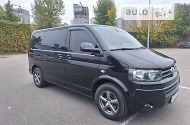 Минивэн Volkswagen Multivan 2014 в Киеве