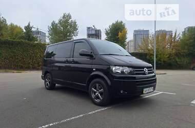 Минивэн Volkswagen Multivan 2014 в Киеве