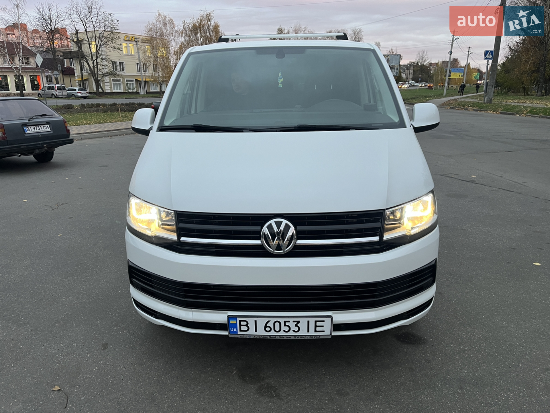 2017 Volkswagen Multivan - мініатюра 42