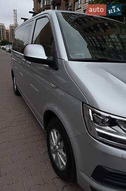 Минивэн Volkswagen Multivan 2016 в 