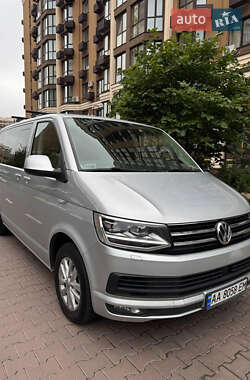 Минивэн Volkswagen Multivan 2016 в 