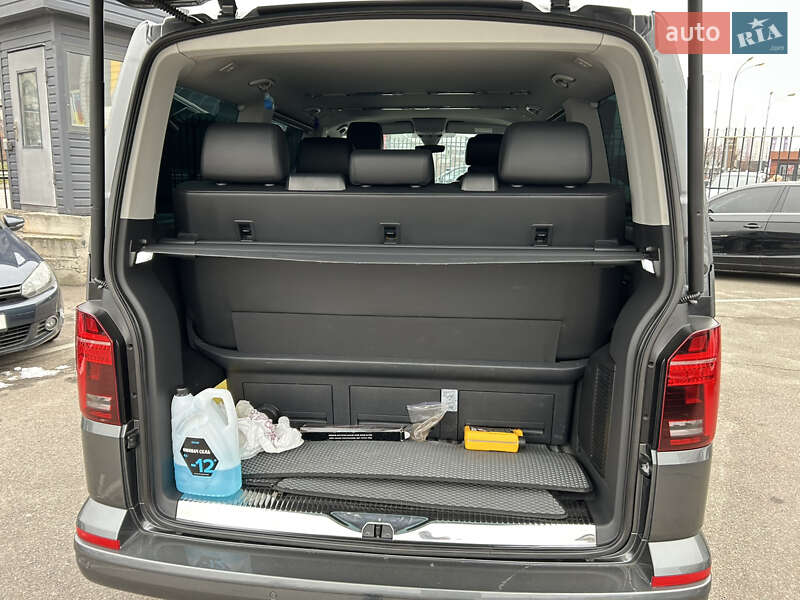 Минивэн Volkswagen Multivan 2020 в Киеве