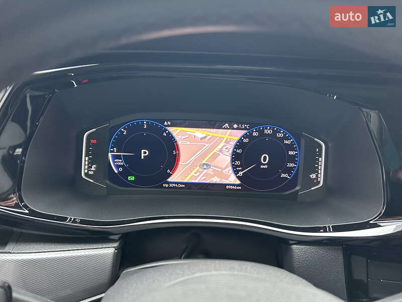 Минивэн Volkswagen Multivan 2020 в Киеве