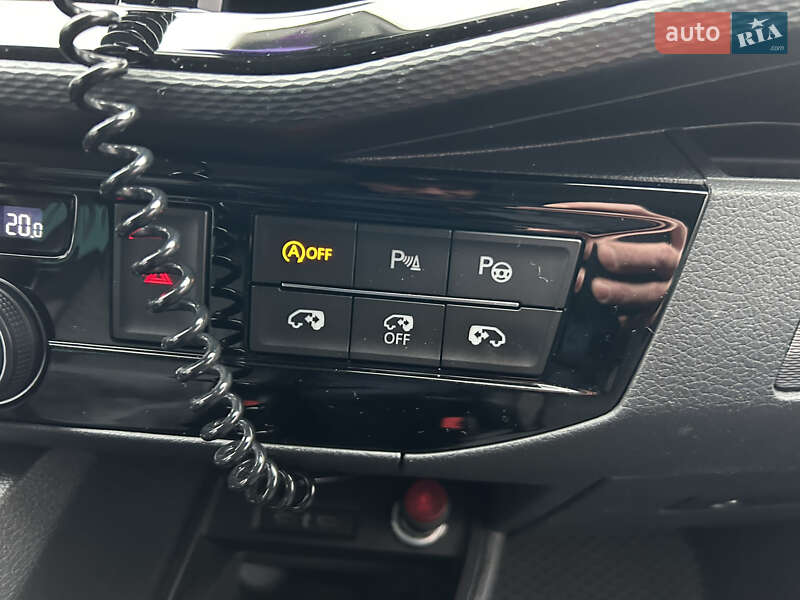 Минивэн Volkswagen Multivan 2020 в Киеве