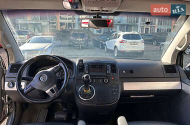 Минивэн Volkswagen Multivan 2011 в Киеве