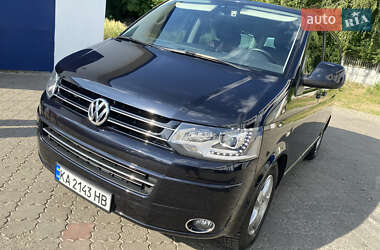 Минивэн Volkswagen Multivan 2013 в Черновцах