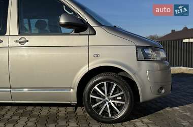 Мінівен Volkswagen Multivan 2013 в Стрию