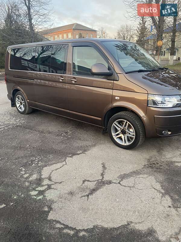 Мінівен Volkswagen Multivan 2013 в Бару