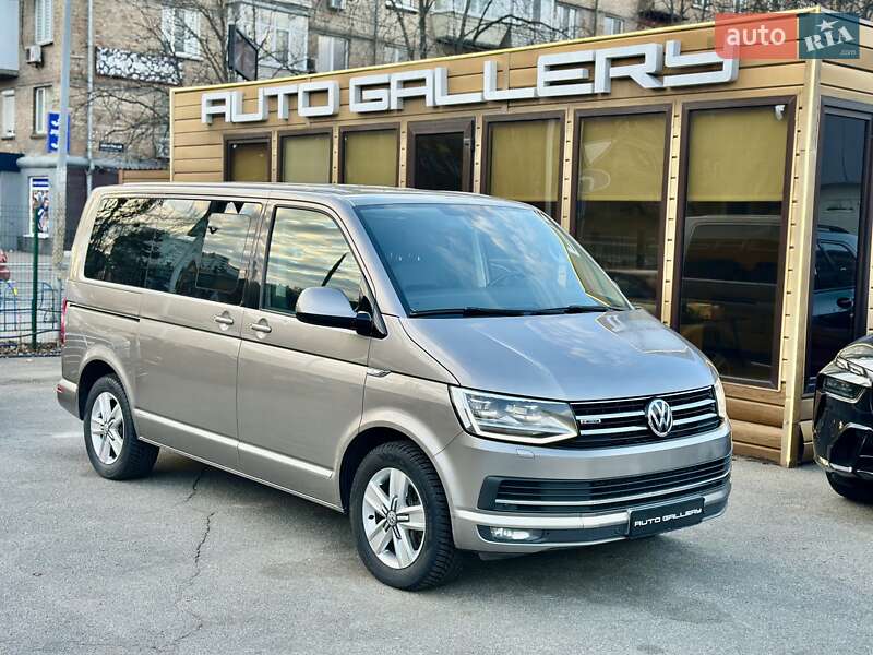 Мінівен Volkswagen Multivan 2017 в Києві