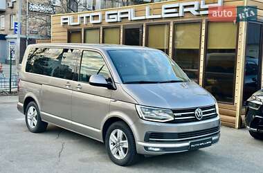 Мінівен Volkswagen Multivan 2017 в Києві