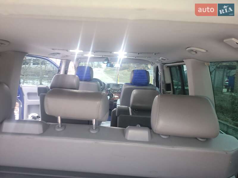 Минивэн Volkswagen Multivan 2005 в Кропивницком
